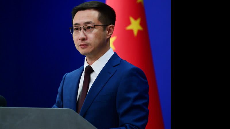 Lin Jian, porta-voz do Ministério das Relações Exteriores, reafirma a determinação da China em proteger seus interesses comerciais. - Divulgação