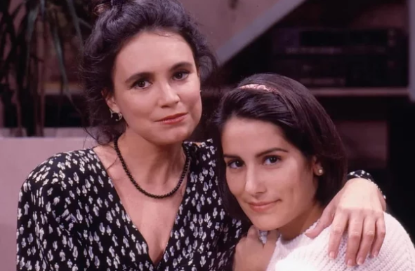 Regina Duarte e Glória Pires na primeira versão de "Vale Tudo" - Divulgação - TV Globo