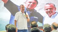 Senador Rogério Marinho em discuso no seminário - Assessoria Rota 22 PL