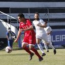 A última partida entre as equipes no Lacerdão terminou com vitória do Central, que busca repetir o feito neste domingo - Divulgação/América FC