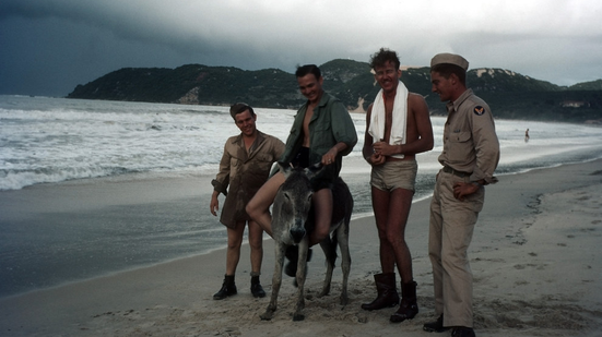 Soldados americanos na praia de Ponta Negra, em Natal, durante a Segunda Guerra Mundial - Ivan Dmitri/Michael Ochs Archives / Getty Image
