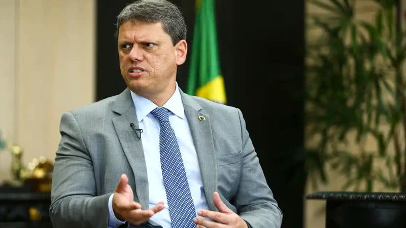 Ele deixou em aberto uma eventual mudança de cenário, condicionando uma possível candidatura à presidência ao aval do ex-presidente Jair Bolsonaro - Marcelo Camargo/Agência Brasil