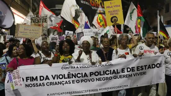 Apesar de queda de 21,5% na taxa entre negros desde 2013, e 32,1% entre não negros, o risco relativo aumentou, ampliando a disparidade - Fernando Frazão/Agência Brasil
