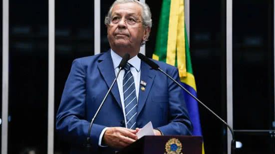 Jayme Campos afirma que sofreu descontos não autorizados de quase R$ 1 mil em sua aposentadoria do INSS. - Divulgação