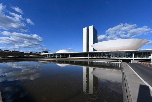 Com a aprovação na CCJ, a PEC precisa agora ser votada em dois turnos pelo plenário do Senado - Divulgação/Senado Federal