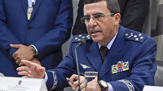 Ex-comandante da Aeronáutica, Carlos de Almeida Baptista Júnior - Roque de Sá/Agência Senado