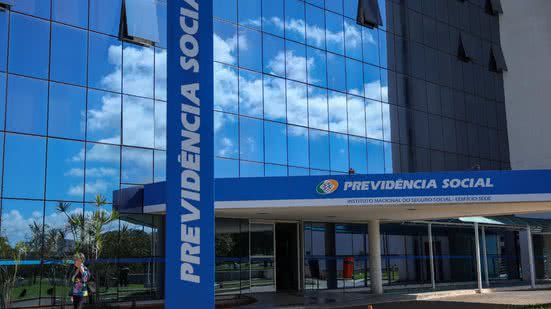 Em sua decisão, o Tribunal entendeu que o INSS falhou ao não realizar de maneira correta a fiscalização da origem da cobrança - Fabio Rodrigues-Pozzebom/Agência Brasil