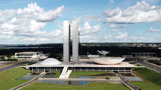 De acordo com o regimento, a CPMI será composta por 15 senadores e 15 deputados titulares, com o mesmo número de suplentes - Reprodução/Internet