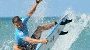 A etapa de surfe em Natal é um marco na história do esporte local, atraindo grande público e promovendo o surfe. - Divulgação