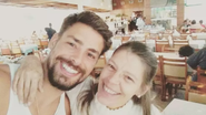 Cauã Reymond com sua mãe, Denise Reymond - Imagem: Reprodução/Instagram