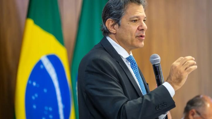 Fernando Haddad se reuniu com líderes do Congresso para discutir a necessidade do aumento do IOF e suas implicações para a arrecadação. - Divulgação