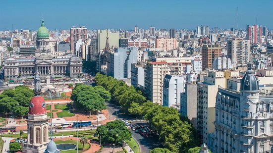O governo argentino planeja reformular seu sistema de saúde, priorizando a proteção e a transparência em vez da burocracia. - Divulgação