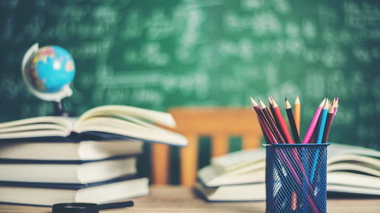 Recursos são para a educação - Reprodução/Freepik