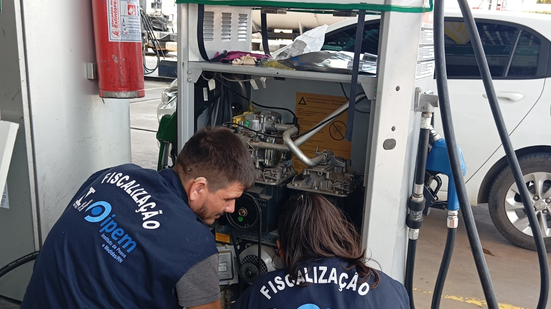 563 bombas de combustíveis foram testadas este ano no RN - IPEM/RN