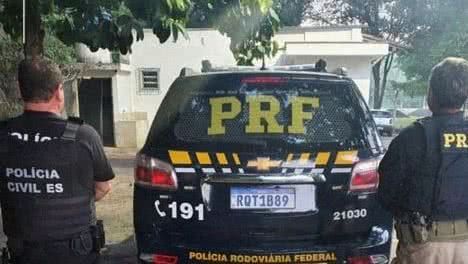 A PRF recomenda atenção redobrada a motoristas e motociclistas em trechos com redutores de velocidade para evitar acidentes. - Reprodução/Instagram