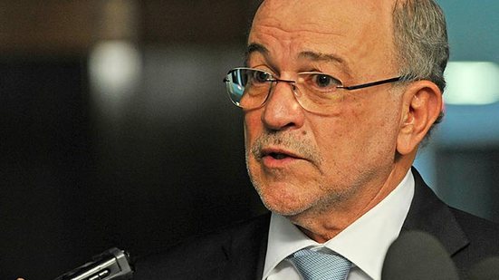 Documentos simplificados para revalidação de descontos no INSS podem abrir espaço para irregularidades, agora sob investigação da PF. - Divulgação