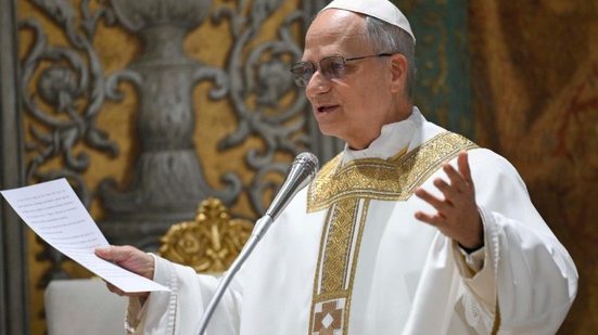 A primeira missa de um papa é observada com atenção, pois revela sinais sobre as prioridades e o estilo do novo pontificado. - Divulgação
