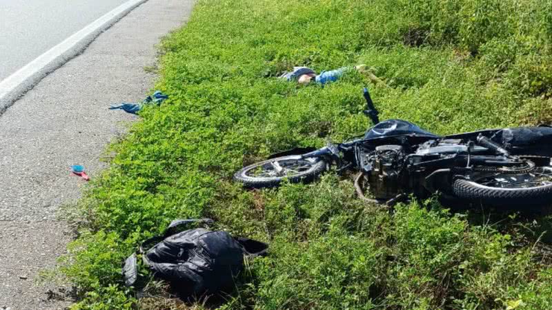 Motociclista sem CNH usava capacete, mas não ressistiu - Reprodução