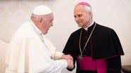 Papa Francisco e papa Leão XIV - Reprodução