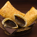 Criminosa utilizou óleo de chenille para envenenar os pastéis, uma substância usada no combate a lagartas - Reprodução/Freepik