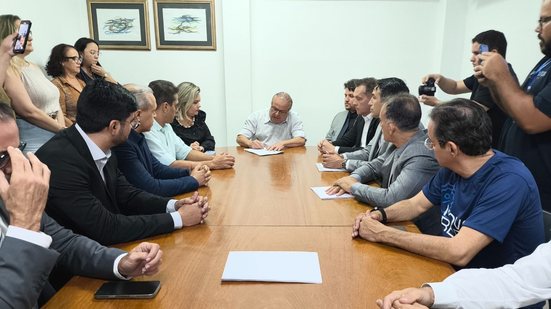 Os convocados devem seguir as orientações da Secretaria Municipal de Educação para a apresentação de documentos e exames médicos. - Divulgação
