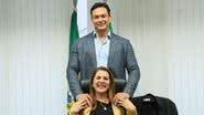 Essa cadeira vai dar moído!”. Nina Souza comenta foto com senador Styvenson e reforça protagonismo feminino na política - Reprodução
