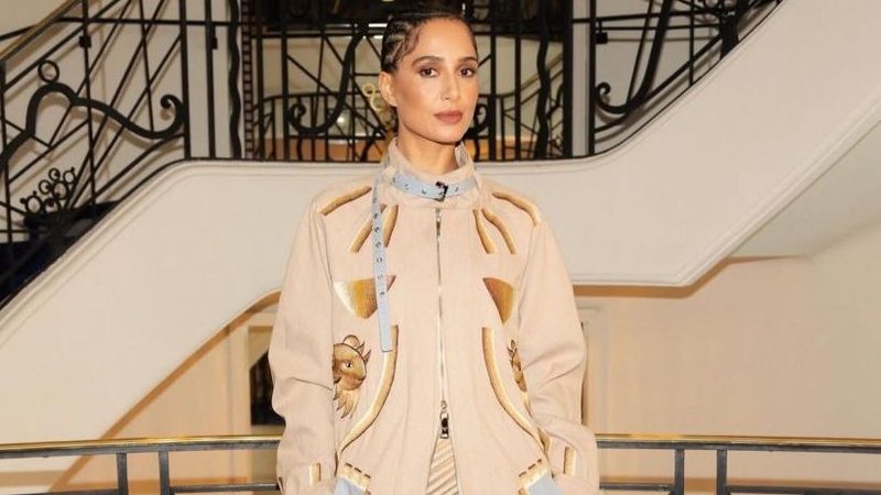 A atriz Camila Pitanga desfilou um look exclusivo com bordado artesanal de Timbaúba dos Batistas no Festival de Cannes, celebrando a cultura potiguar. - Divulgação