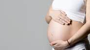 Especialistas destacam a importância de políticas públicas que garantam acesso ao pré-natal de qualidade - Reprodução/Freepik