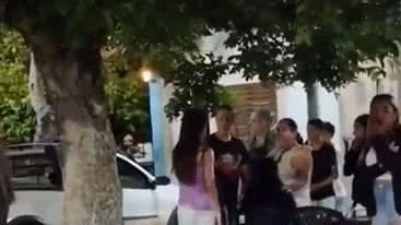 Populares agrediram o motorista após o acidente, que foi autuado por crime doloso pela Polícia Militar. - Reprodução/Redes Sociais