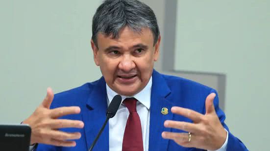 Ainda durante sua fala, o ministro destacou que a pesquisa mostrou uma melhora na avaliação do presidente pela classe média - Lula Marques/Agência Brasil