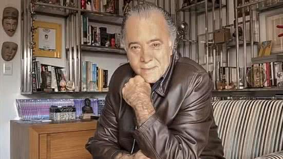 Após enfrentar problemas de saúde, Tony Ramos retorna ao teatro e à televisão, mostrando resiliência e amor pela arte. - Divulgação