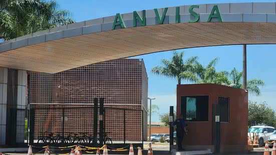 De acordo com a ANVISA, essa prática é considerada fraude - Rafa Neddermeyer/Agência Brasil