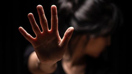 A proposta busca reduzir a impunidade ao modificar a prescrição de penas para crimes sexuais, garantindo maior responsabilização. - Divulgação