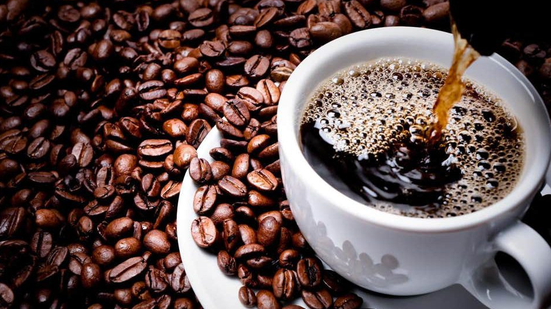 No acumulado dos quatro primeiros meses de 2025, foi registrada uma queda de 5% no consumo do café - Reprodução/Internet