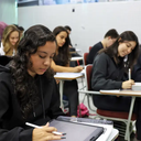 Após uma queda relativamente alta nos anos de pandemia de covid-19, o Enem voltou a atrair mais participantes - José Cruz / Agência Brasil