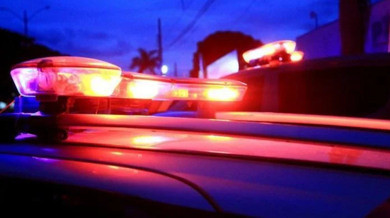 Imagem Homem invade casa, faz avós de reféns e atira contra policiais no RN