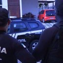 Com a participação de quase 200 policiais, a ação visa desmantelar uma rede criminosa que movimentava milhões. - Divulgação