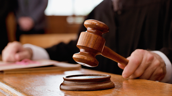 Caso a medida seja descumprida, o contrato será rescindido imediatamente, além do pagamento de uma multa de 100% sobre o valor contratado - Reprodução/Internet