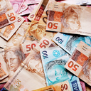 O levantamento foi feito pela Secretaria Municipal de Serviços Urbanos (SEMSUR), que estima uma média de R$ 800 reais por dia em vendas para cada ambulante - Reprodução/Internet
