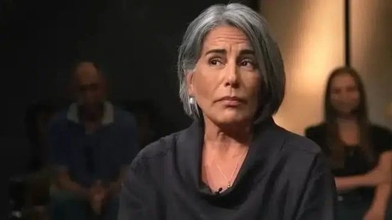 Denize de Oliveira, ex-cozinheira de Gloria Pires, alegou jornada de trabalho excessiva e falta de registros de ponto. - Reprodução
