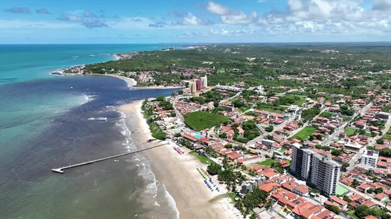 Praia de Pirangi, em Parnamirim - Reprodução