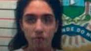 A contratação de uma mulher condenada por tráfico de drogas levanta questões sobre reintegração e oportunidades para detentos. - Divulgação
