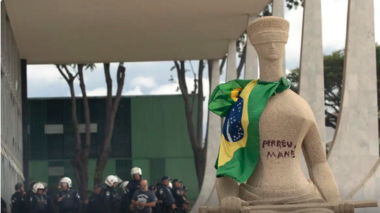 STF nega recurso de mulher que pichou estátua no 8 de janeiro - Reprodução