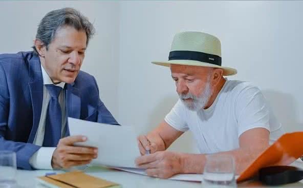 Imagem Governo Lula deve propor MP criando imposto de 17,5% sobre criptos. Entenda