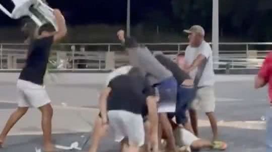 Apesar da intensidade dos confrontos, não há registro de feridos graves após a confusão que ocorreu em Upanema durante o São João. - Reprodução/Redes Sociais
