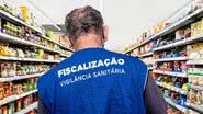 Azeite de origem desconhecida é apreendido pela Anvisa, que proíbe sua comercialização e uso no Brasil. - Divulgação