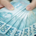 Com até R$ 4.500 disponíveis, a Caixa busca facilitar o acesso ao crédito - Reprodução/Freepik