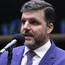 Com queda nos investimentos e subvenções reduzidas, o deputado alerta sobre os riscos financeiros - Foto: Kayo Magalhães/Câmara dos Deputados/Divulgação