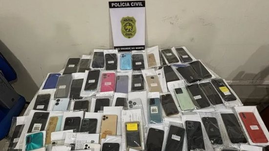Saiba como a Polícia Civil atua na recuperação de celulares roubados e as consequências legais para quem compra produtos de crime. - Divulgação