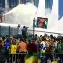 Os manifestantes presos no QG do Exército enfrentam penas de um ano, substituídas por medidas alternativas e indenizações. - Divulgação